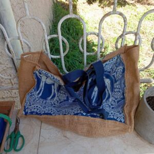 TOTEBAG OR BEACH BAG TURQUOISE AND WHITE